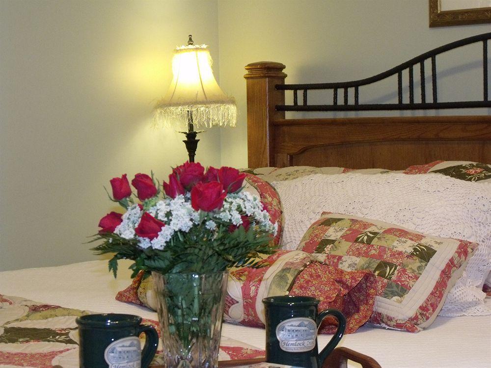 Hemlock Inn 블로잉 롹 외부 사진