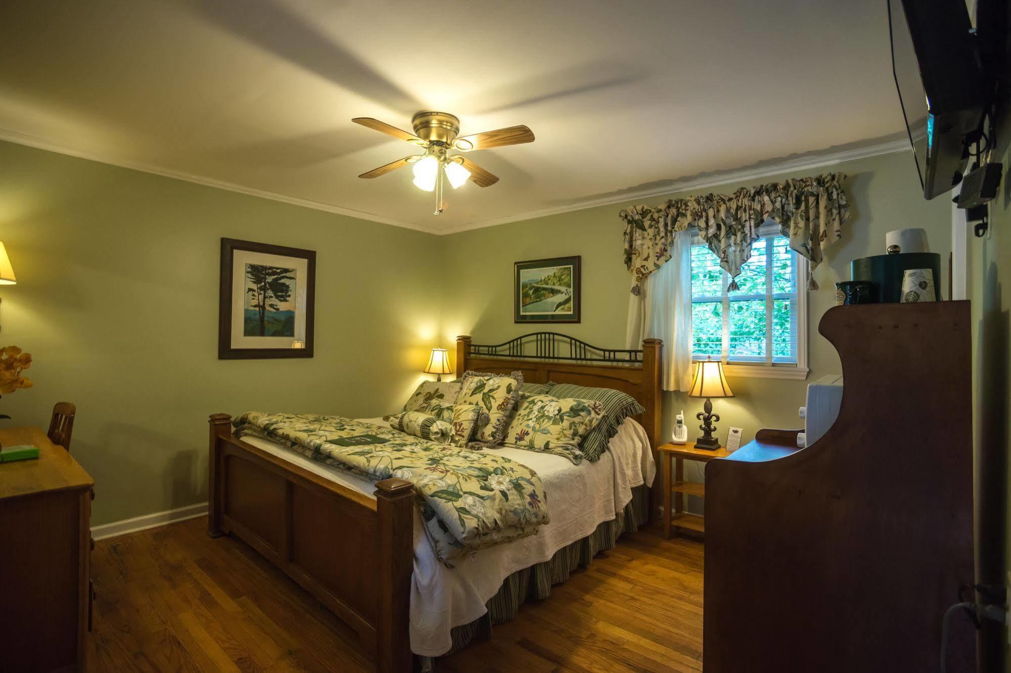 Hemlock Inn 블로잉 롹 외부 사진